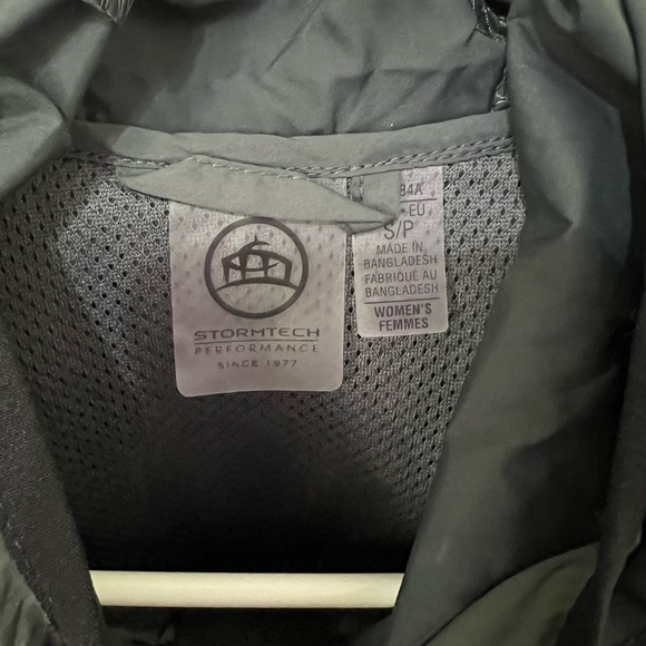 NWT Women’s Jeep Lightweight Jacket - Picture 9 of 9